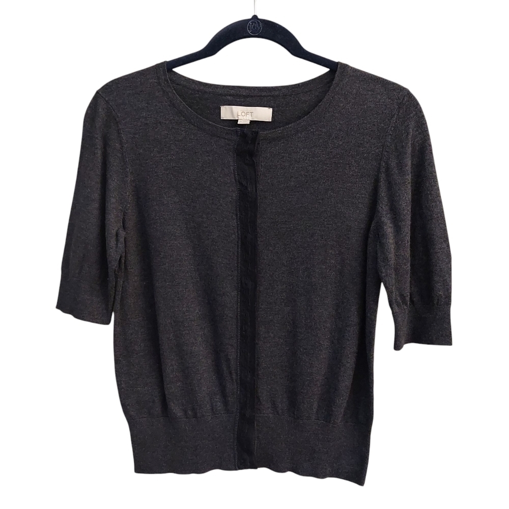 LOFT Charcoal Gray And Black Short Sleeve Cropped Button Down Sweater M New